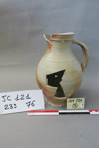 pichet, image 2/3