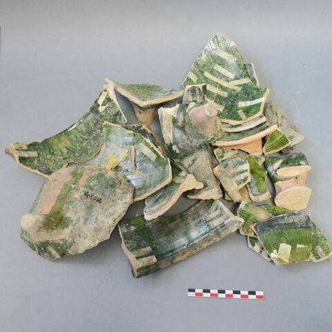 coquemar tripode, fragment