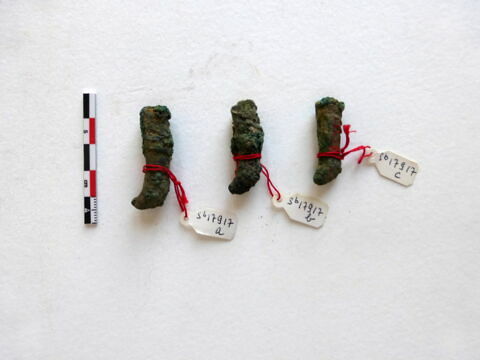 objet indéterminé ; élément de figurine, image 2/2