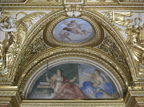Plafond : Salle des Antonins - La Justice et l'Abondance, au dessus de la corniche, côté est au centre, image 4/6