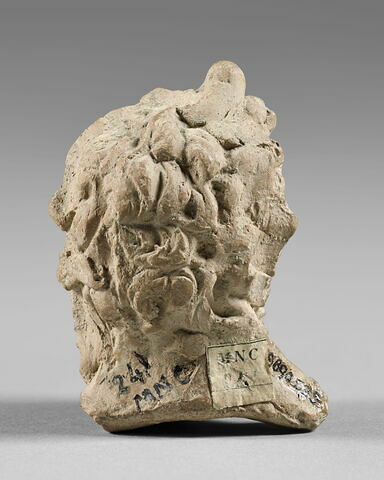 figurine, image 2/3