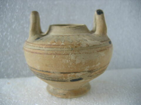 pyxis, image 3/4