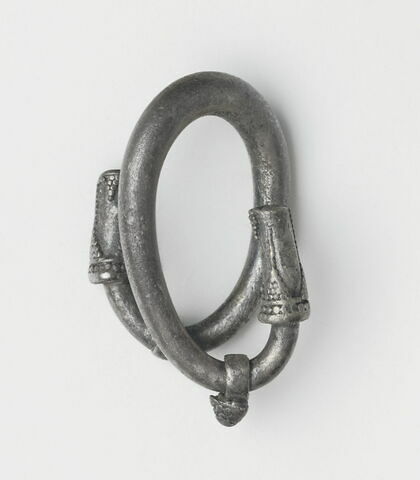 boucle d'oreille, image 2/2