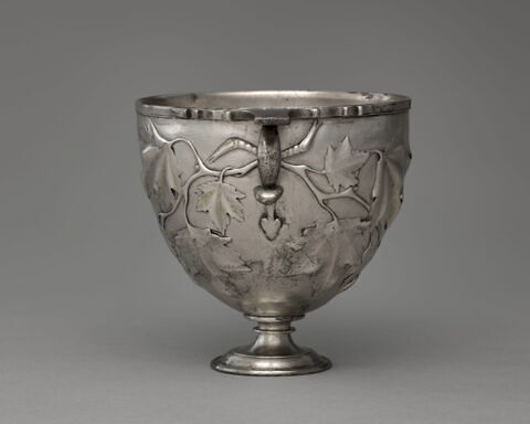 Trésor de Boscoreale : skyphos, image 4/9
