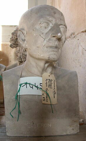 statue en buste