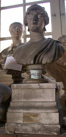statue en buste