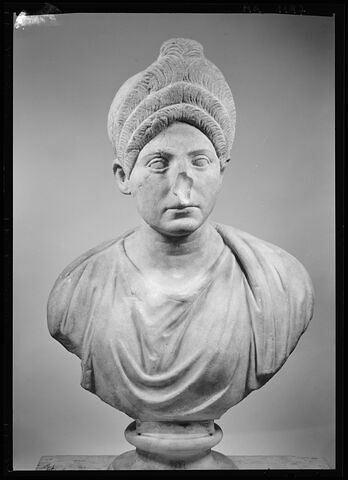 statue en buste
