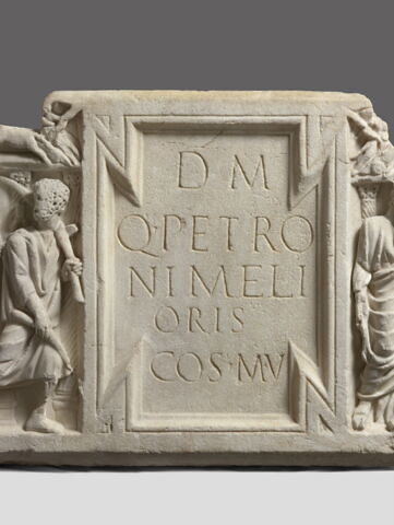 couvercle de sarcophage, image 3/7