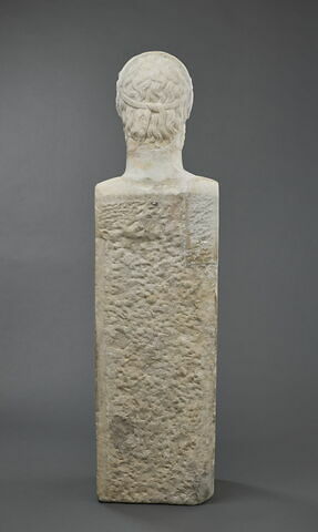 statue, image 5/9