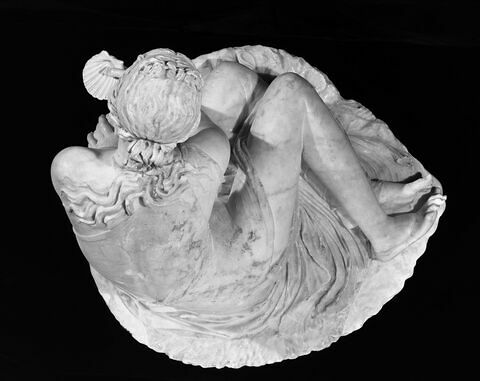 Nymphe à la coquille, image 6/21