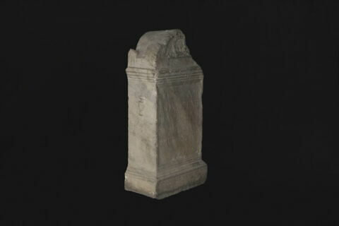 autel funéraire