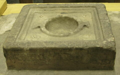 table à libations, image 2/2