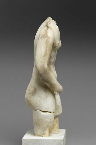 statuette, image 4/4