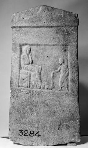 stèle funéraire, image 3/3