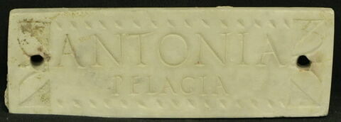 plaque de loculus ; inscription