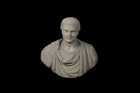 statue en buste