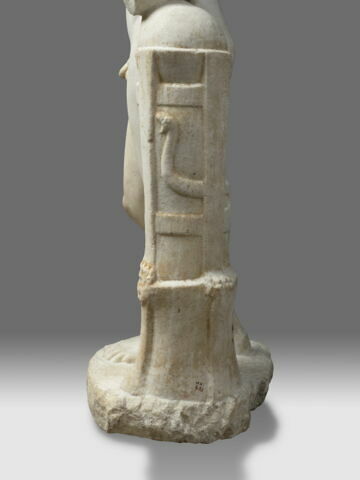 statuette, image 8/12