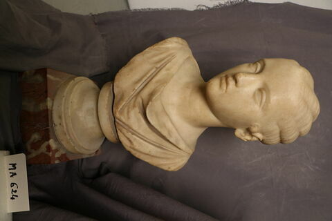 statue en buste