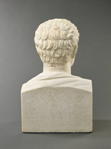 statue, image 4/4