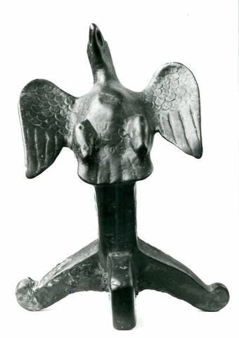 statuette ; instrument de guerre, image 4/5