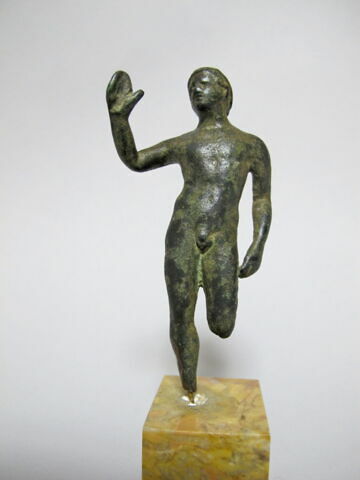statuette