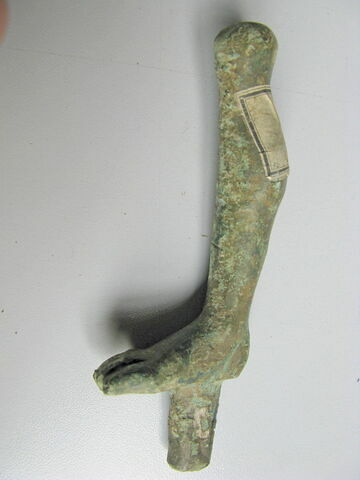 statuette, image 2/2