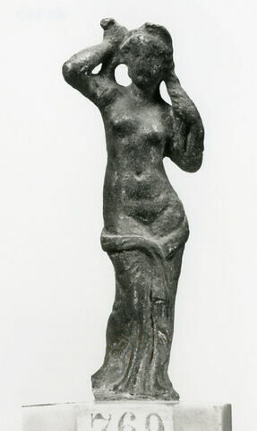 statuette