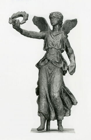 statuette