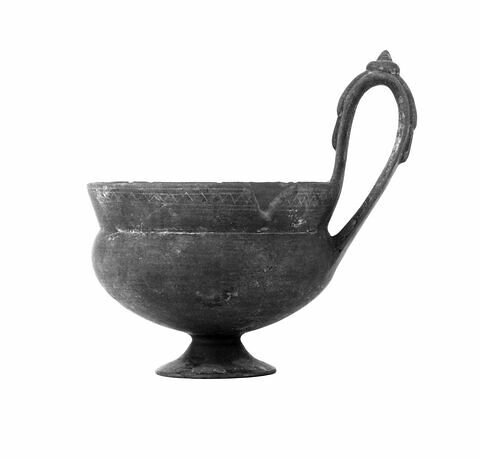 kyathos, image 2/2