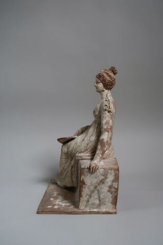 Femme assise à l'éventail, image 4/5