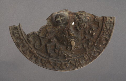 Miroir aux deux sphinx adossés, fragmentaire, image 3/5