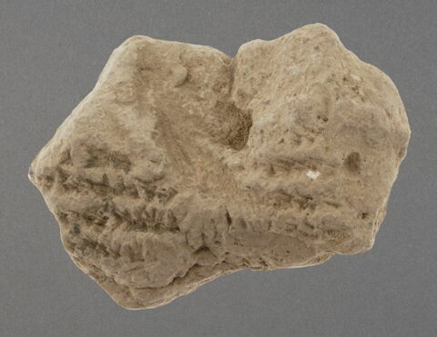 Fragment de tablette cunéiforme