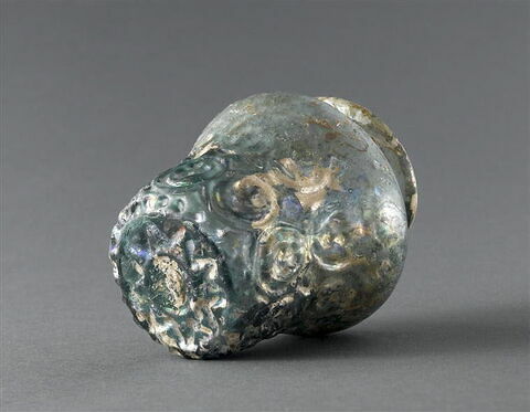 Petit vase à décor d'ocelles, image 2/2