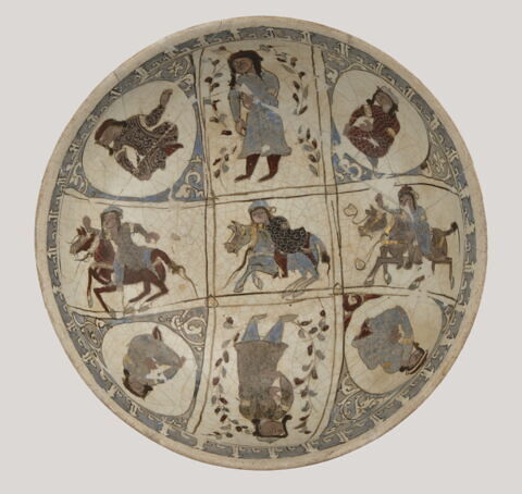 Coupe à décor de personnages, image 4/17