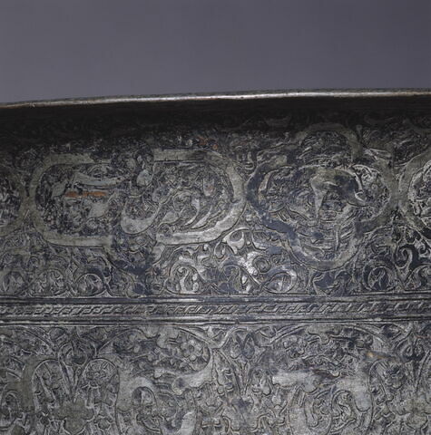 Coupe au nom de Firuz-e Rostam-e Firuz, image 9/17