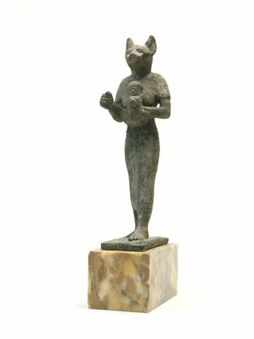 figurine