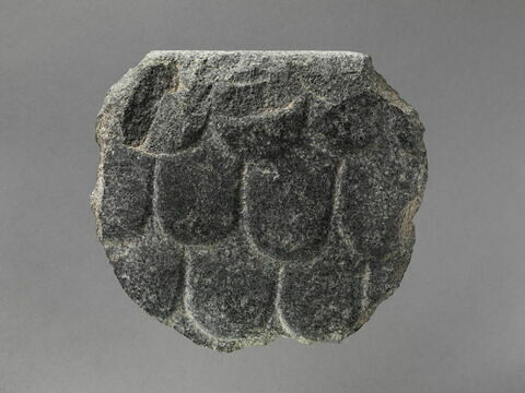 sculpture, image 3/3