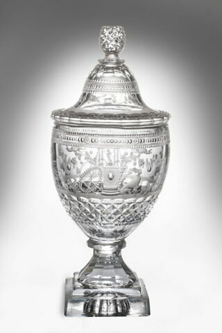 Coupe couverte, dite Urne Montes de Oca, image 2/5