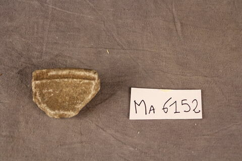 fragment indéterminé, image 2/2