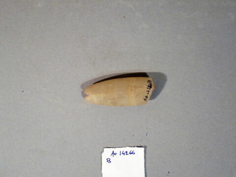 cachet ; perle