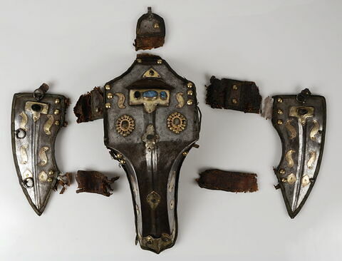 Eléments en cuir provenant d'un harnais, image 4/5