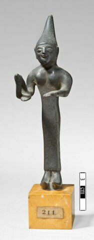 statuette