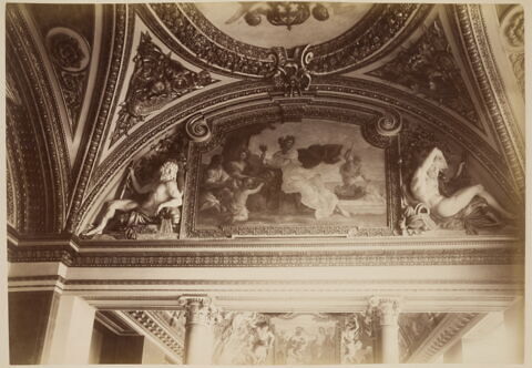 [Plafond des appartements d'été d'Anne d'Autriche (détail) : salle de la Paix]