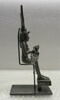 figurine d'Isis allaitant, image 3/5