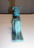 figurine d'Isis allaitant  ; amulette, image 1/2