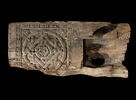 décor architectural ; fragment, image 1/3
