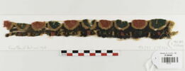 bande décorative d'habillement ; fragment, image 1/4