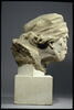 Tête d'homme coiffé d'un bonnet les yeux baissés, image 6/6