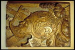 Panneau de boiserie à décor de trophée guerrier, image 2/5