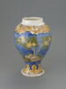 Vase ovoïde : Neptune et trois naïades sur un fond ondé, image 2/3